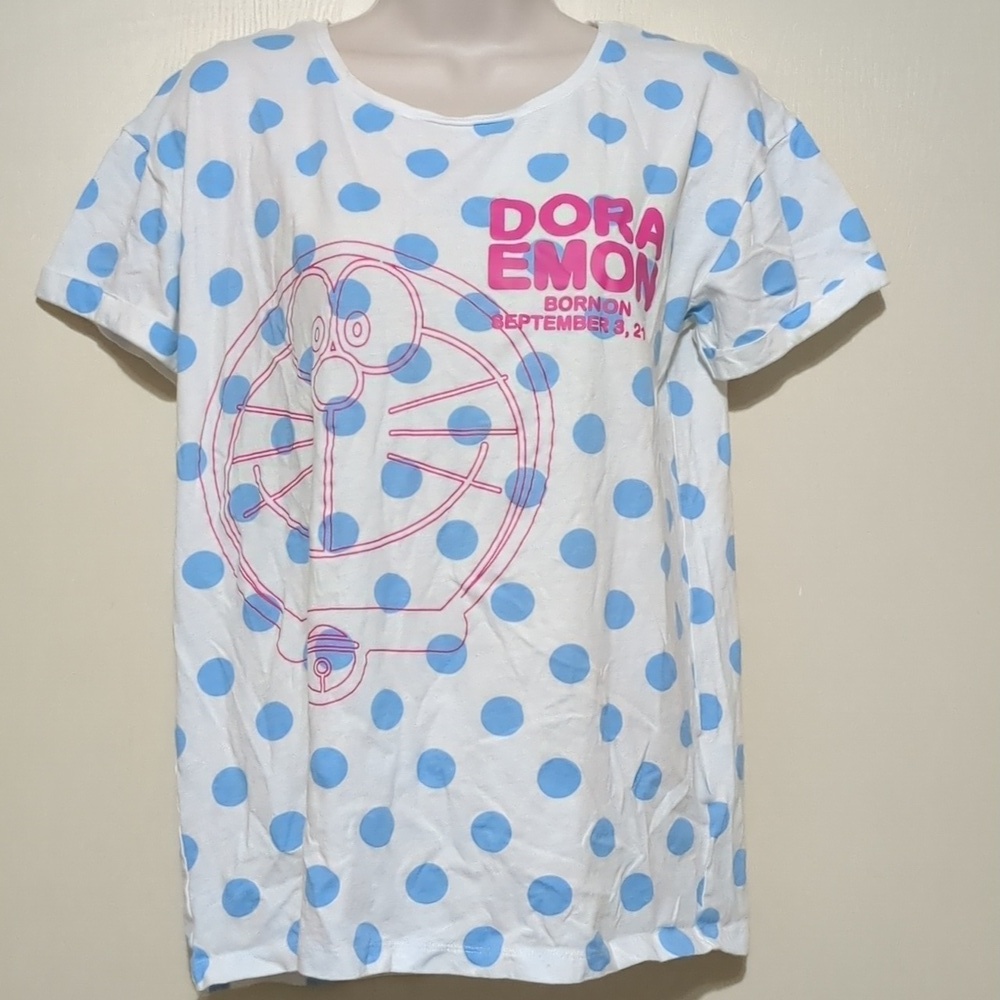 Doraemon t-shirt  22nd century women t shirt size Medium